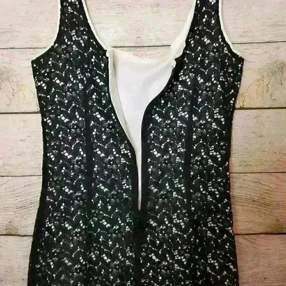 BB Dakota Black Lace Dress - Size 6 - Picture 9 of 12